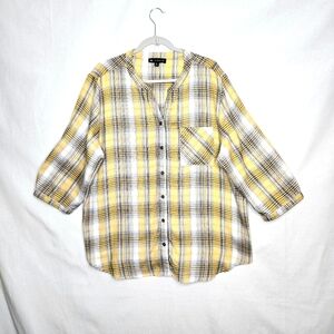 N Touch Plaid, Oversized Button Up Shirt/top. Navy/gold/white XL